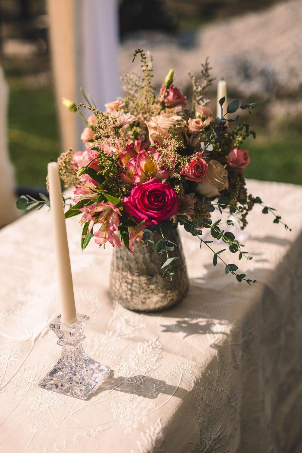 carousel-hero-element image-1