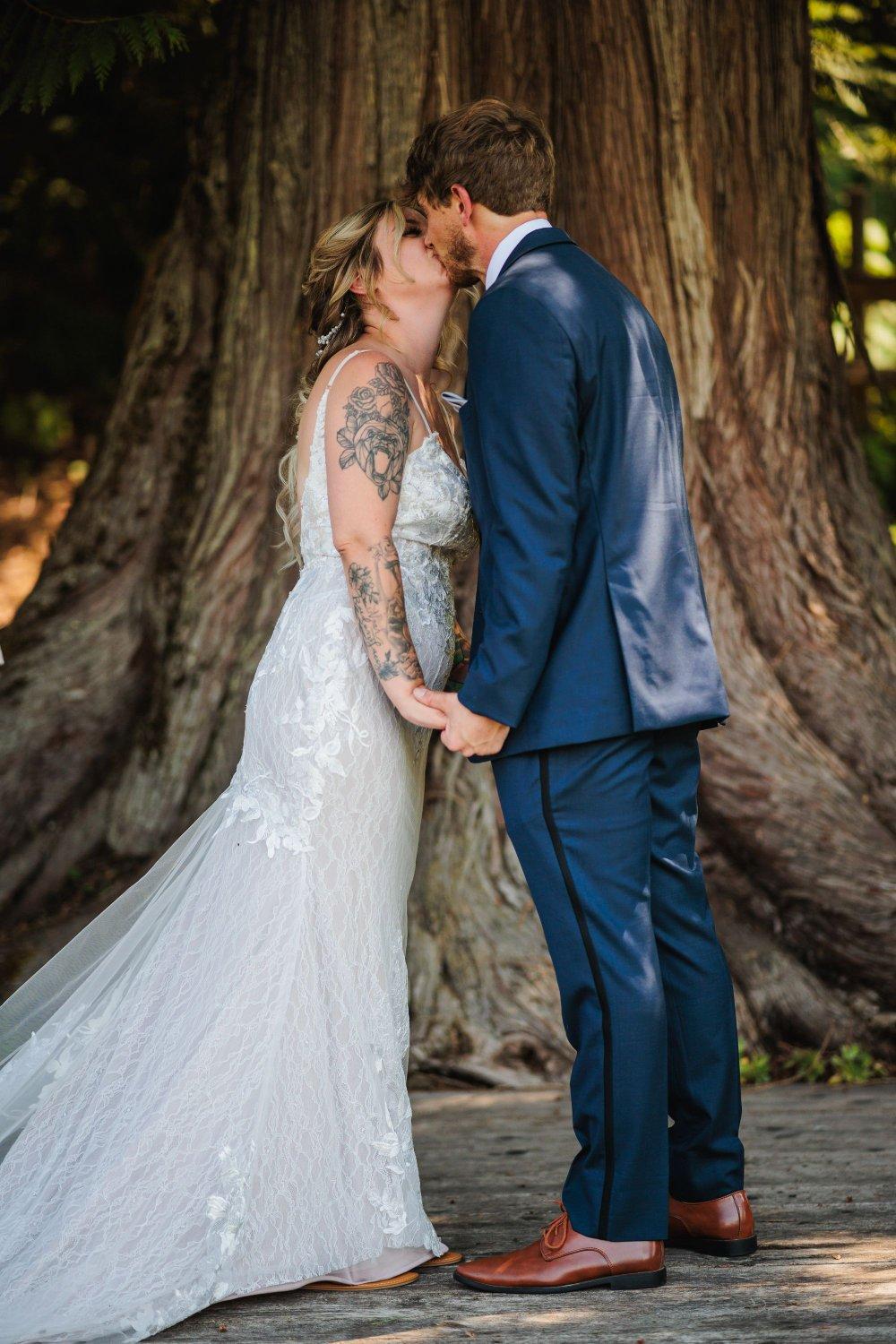 carousel-hero-element image-4