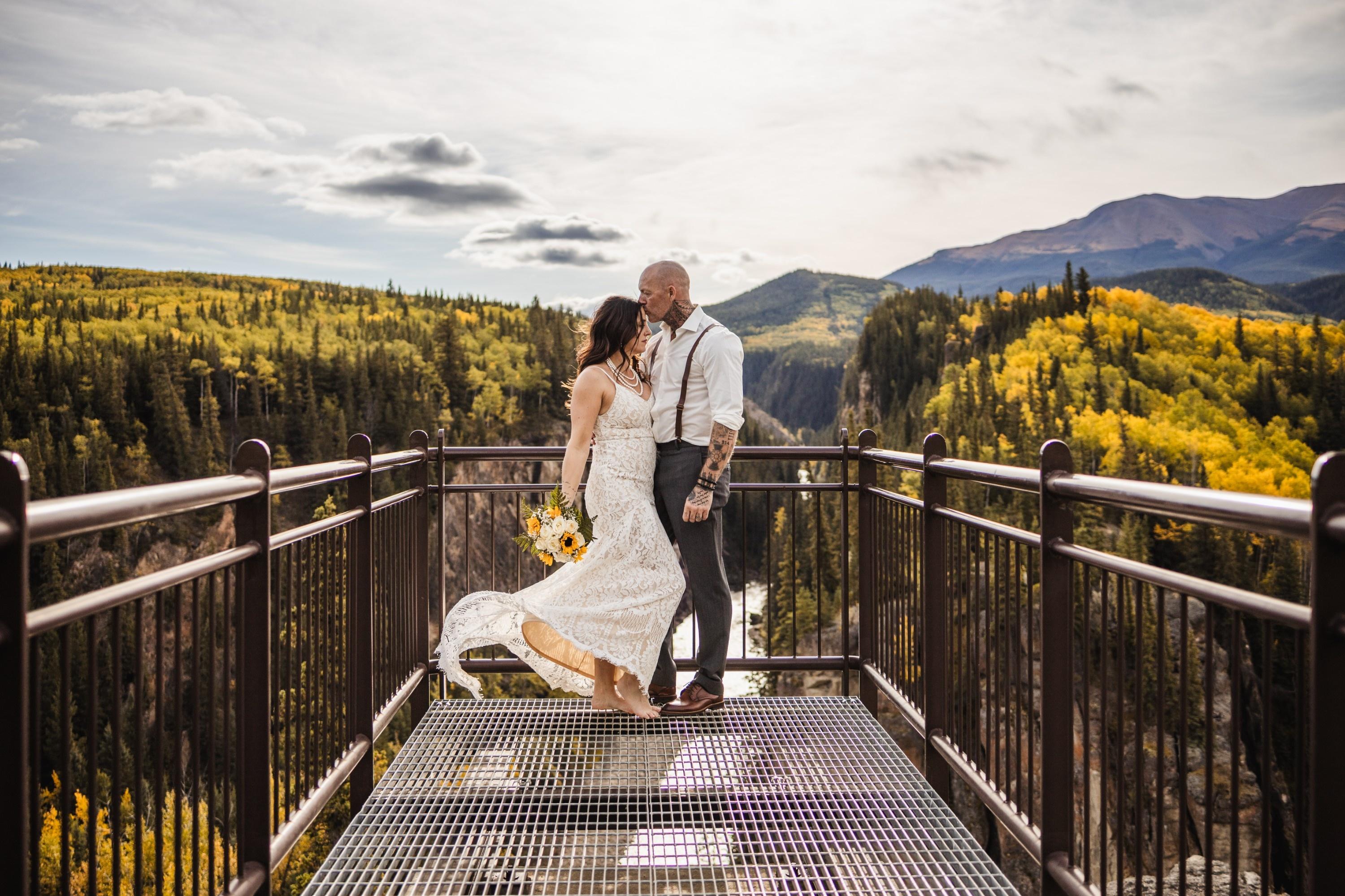 carousel-hero-element image-3